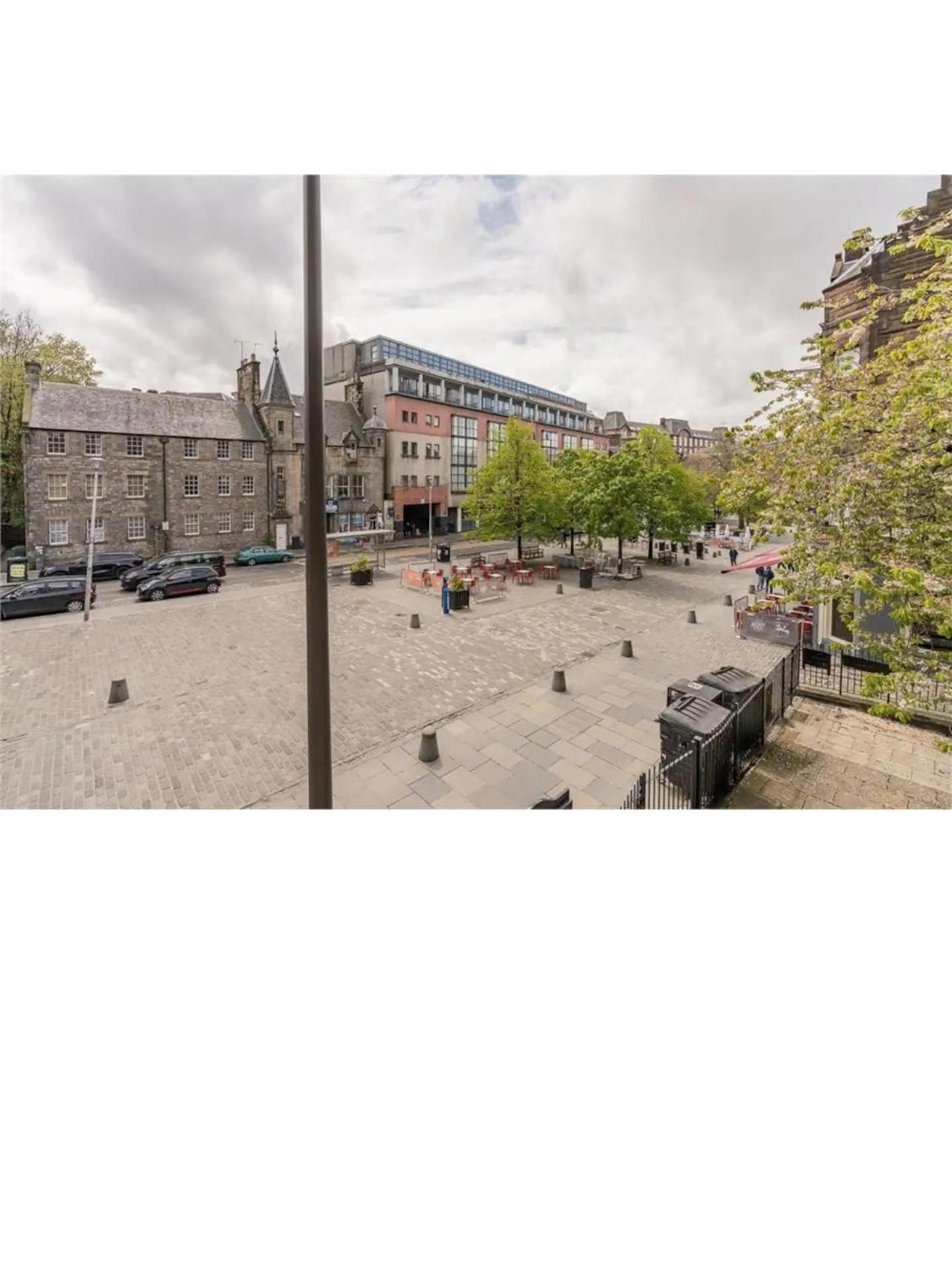 3 Bedrooms Flat In Central Edinburgh Old Town Sleeps 6 Eksteriør bilde